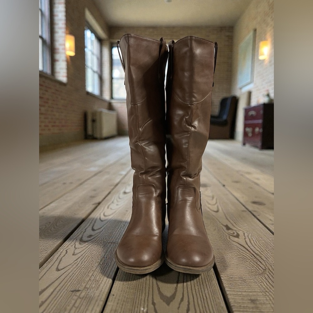 Maurices Sierra Brown Heeled Knee-High Boots w/Back Zipper Women's Size 8.5M